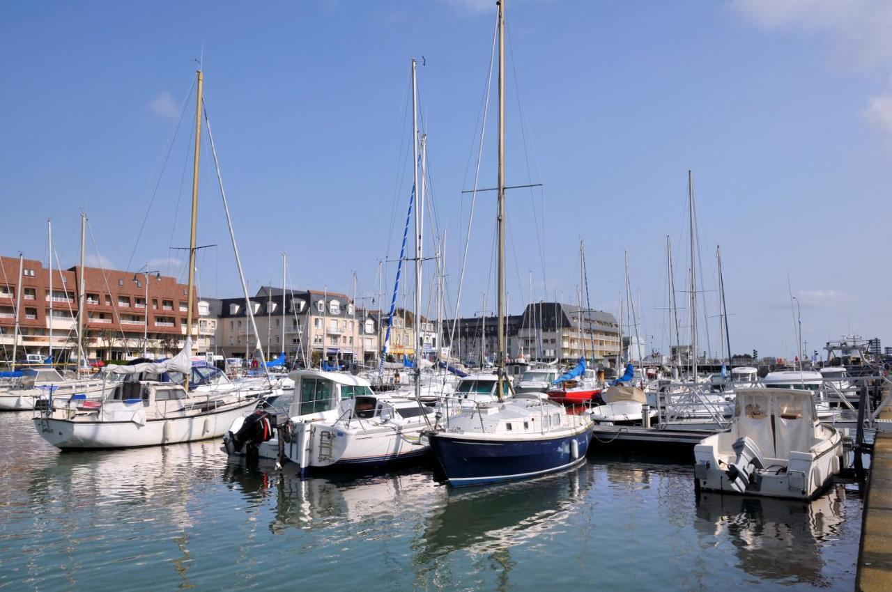 Appart A 2 Pas De La Plage - Centre D'Asnelles Exterior foto